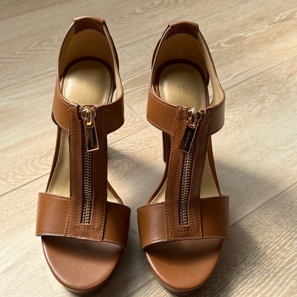 Michael Kors Shoes - Michael Kors Brown Leather Women's Sandals